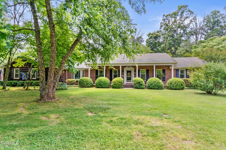 1st photo of 291 Pepper Mill Road