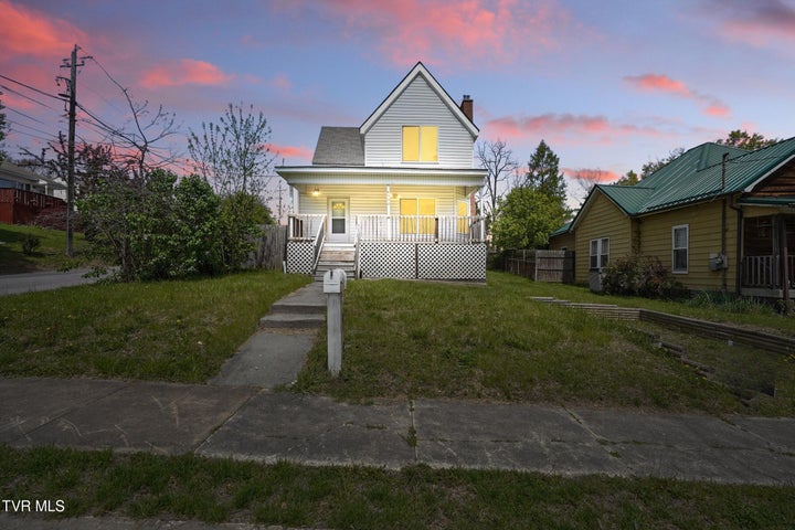 1st photo of 1133 Hill Street