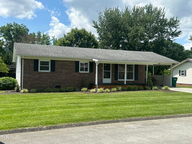 1st photo of 106 Buffalo Court