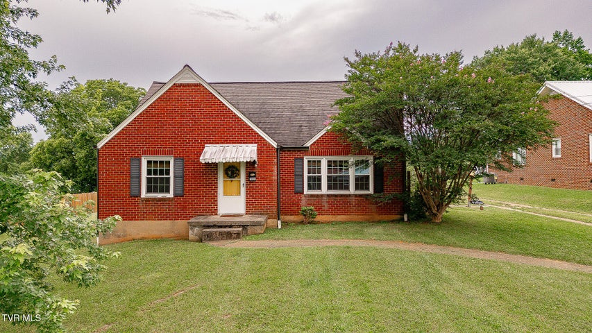 1st photo of 1024 Sharondale Avenue
