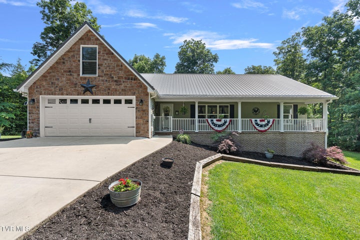 1st photo of 335 Wisecarver Road