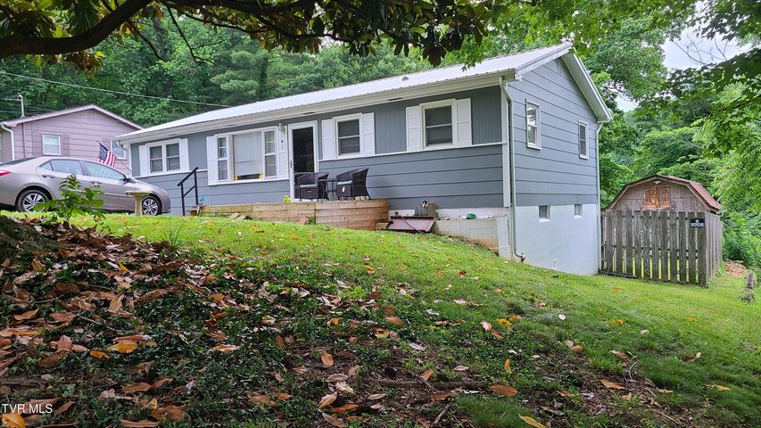 1st photo of 1315 Lowe Street