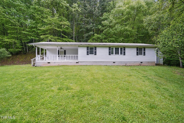 1st photo of 430 Arrowhead Road