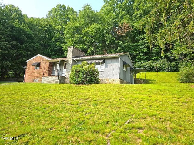 1st photo of 919 Coeburn Road