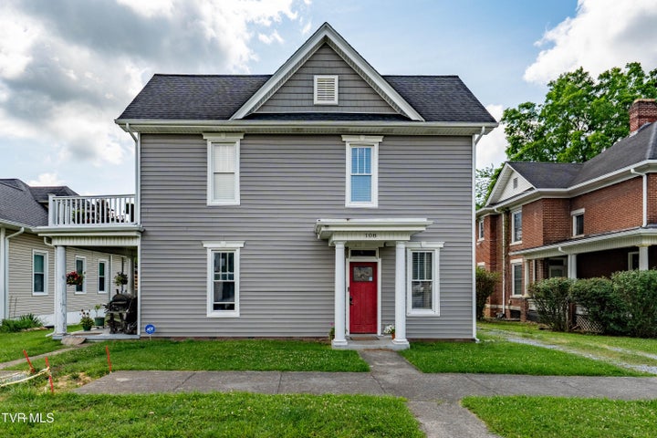 1st photo of 108 E Unaka Avenue