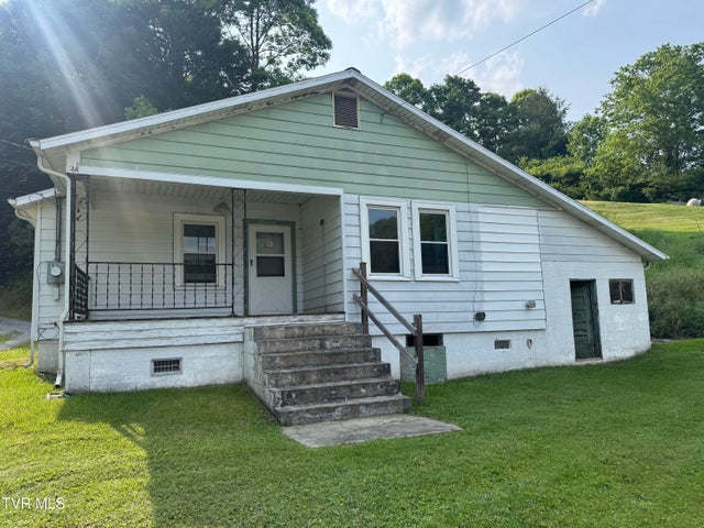 1st photo of 11985 Tazewell Road