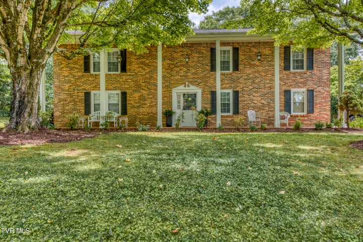 1st photo of 137 Maxwell Drive