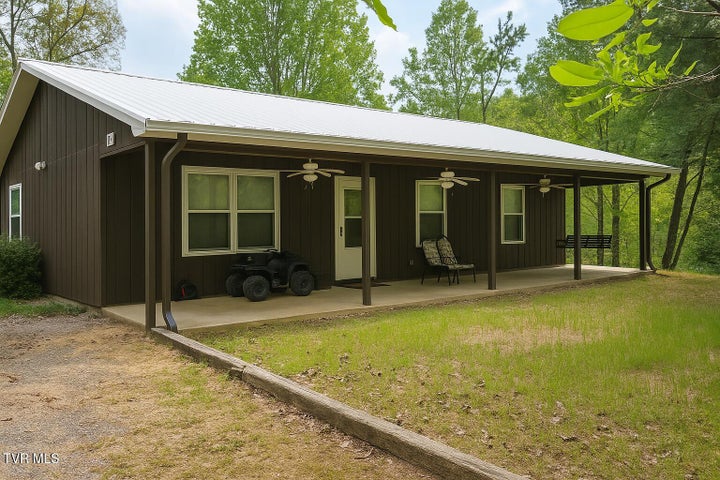 1st photo of 3516 James Phillips Way