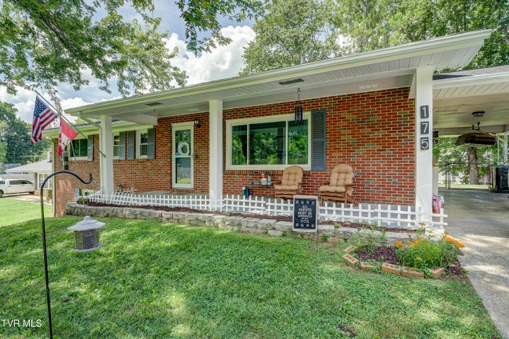 1st photo of 175 Shenandoah Drive