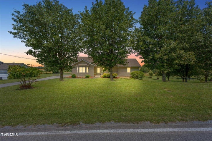 1st photo of 292 Leesburg Road