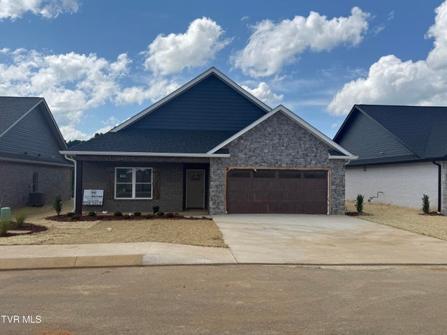 1st photo of 155 Marigold Lane