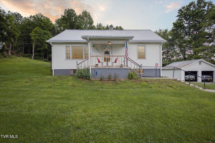 1st photo of 26417 Old Saltworks Road
