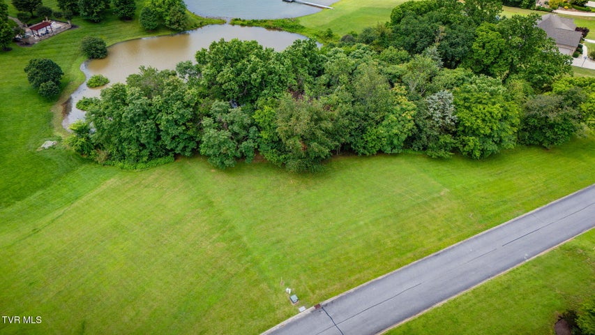 1st photo of 4064 Paradise Drive