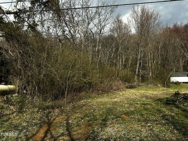 1st photo of 1042 Vann Road