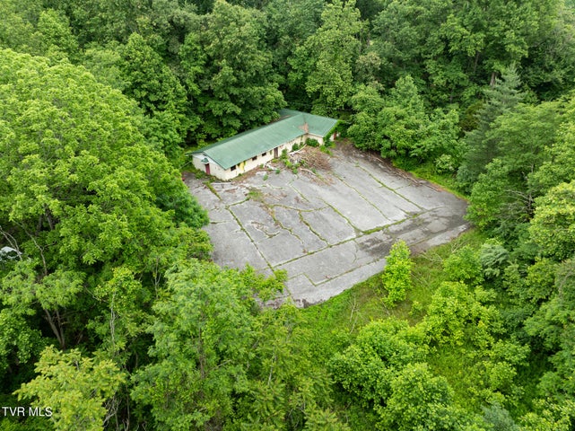 1st photo of 231 Vfw Trail