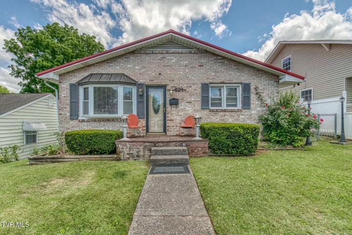 1st photo of 621 Hamilton Street