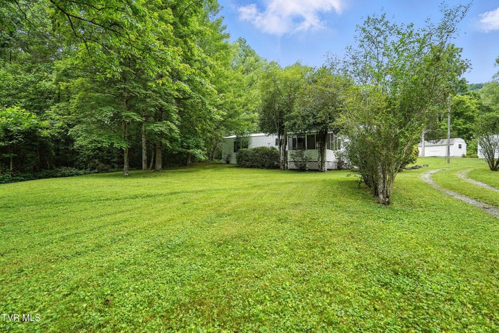 1st photo of 994 Speedwell Road