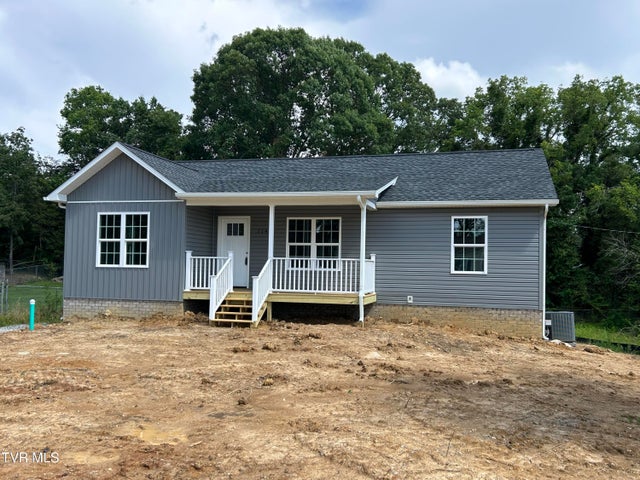 1st photo of 114 Longview Drive