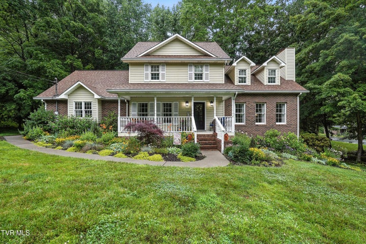 1st photo of 209 Timberland Circle