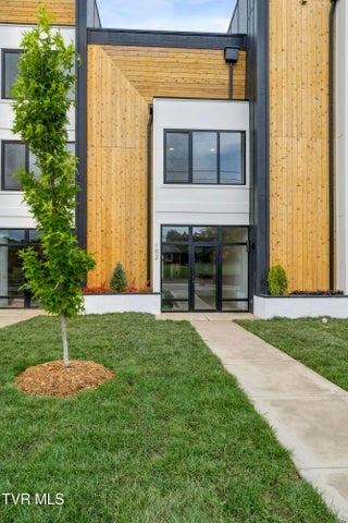 1st photo of 1533 Pactolas Road