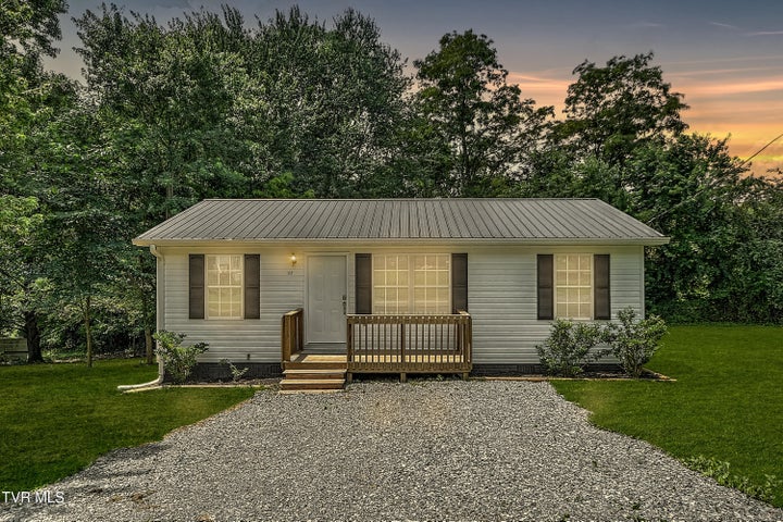 1st photo of 117 Maverick Road