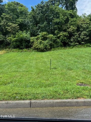 1st photo of 2219 Friendship Circle