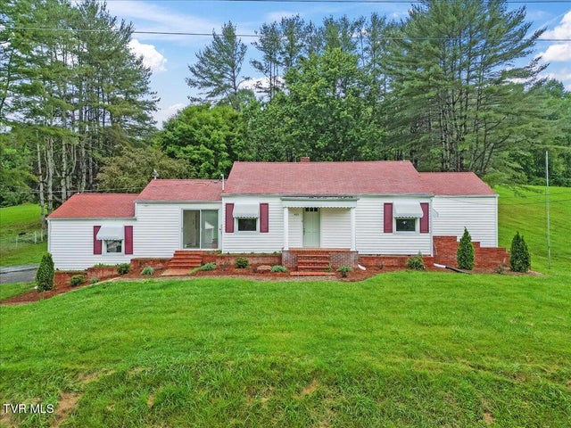 1st photo of 485 Garrison Hollow Road
