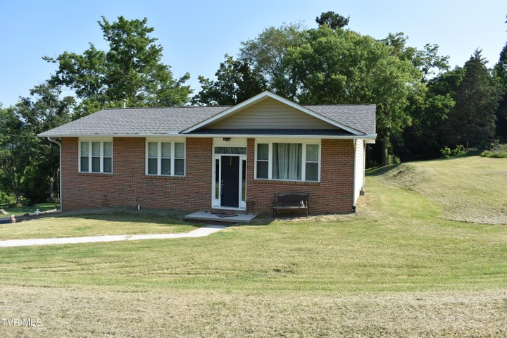 1st photo of 123 Valley View Drive
