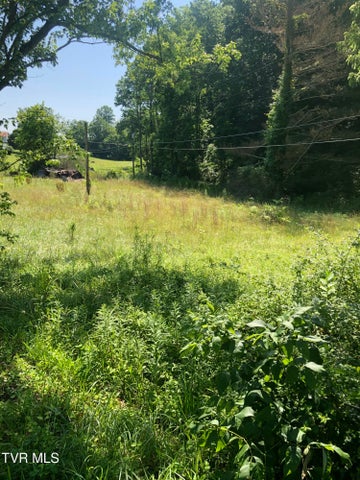 1st photo of 467 Oak Glen Circle