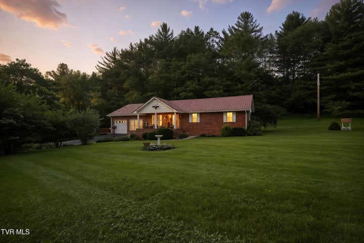 1st photo of 1037 Swift Hollow Road