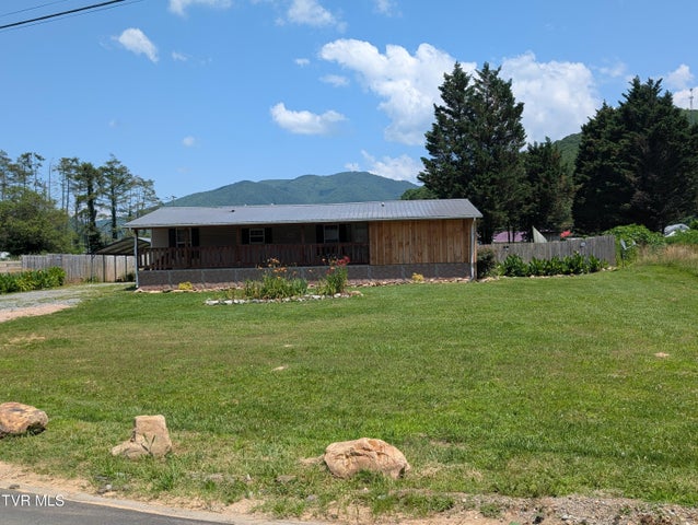 1st photo of 204 Spring Street