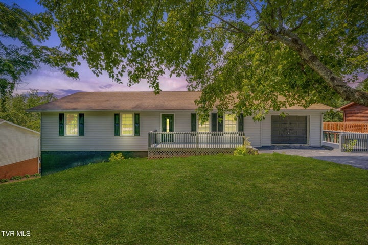 1st photo of 3533 Mcintosh Drive