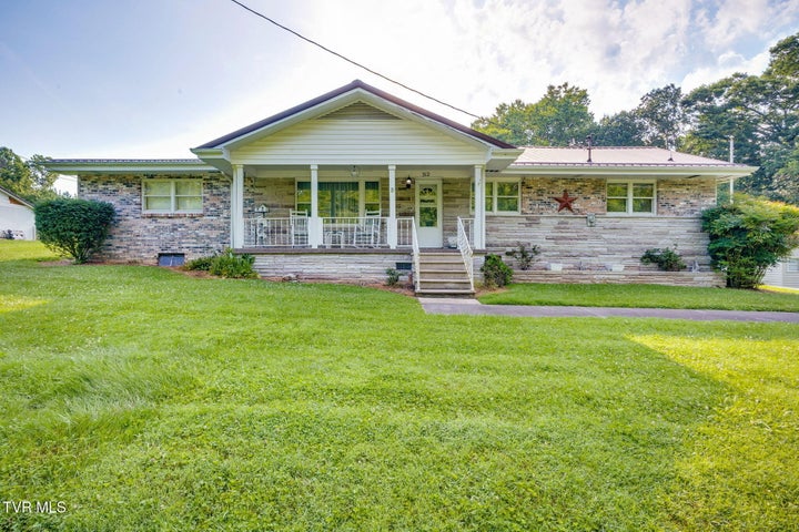 1st photo of 312 Packing House Road