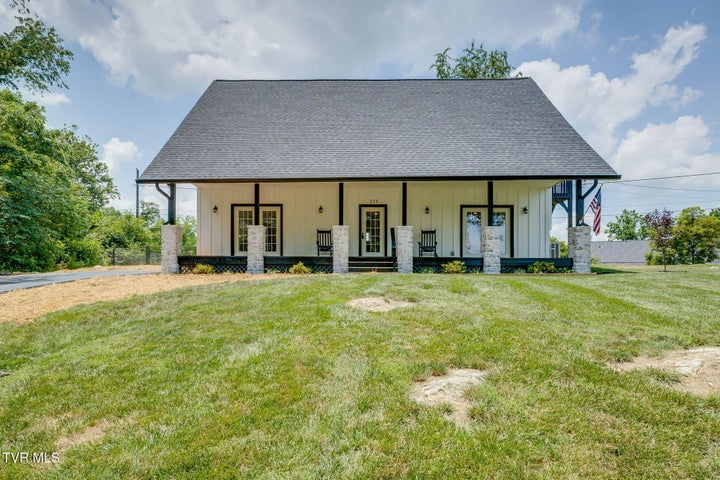 1st photo of 233 Rim Rock Road
