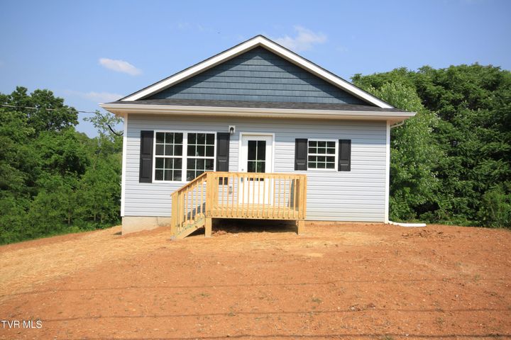 1st photo of 1524 Brown Avenue