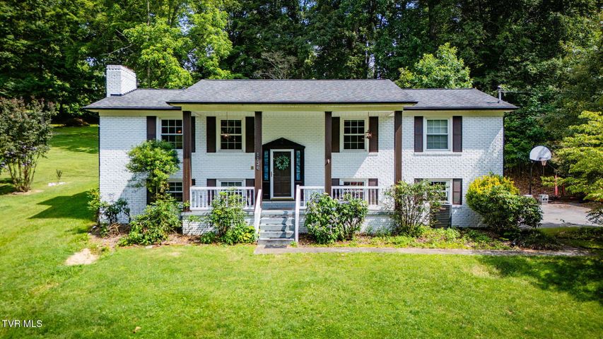 1st photo of 1136 Shipley Ferry Road