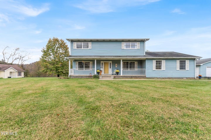 1st photo of 135 Minton Hollow Road