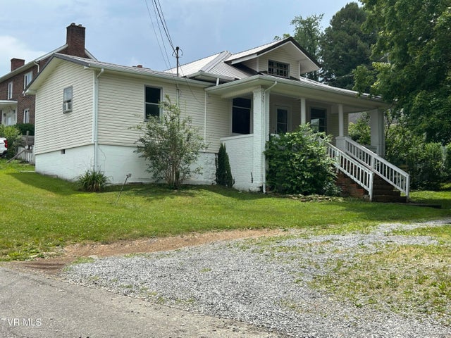 1st photo of 310 Nottingham Avenue