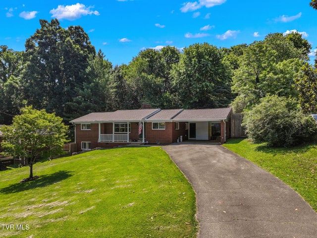 1st photo of 6613 Wachese Lane