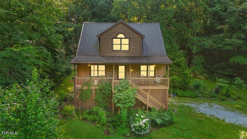 1st photo of 103 Meadow Springs Court