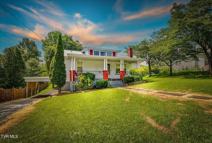 1st photo of 227 Jonesboro Drive