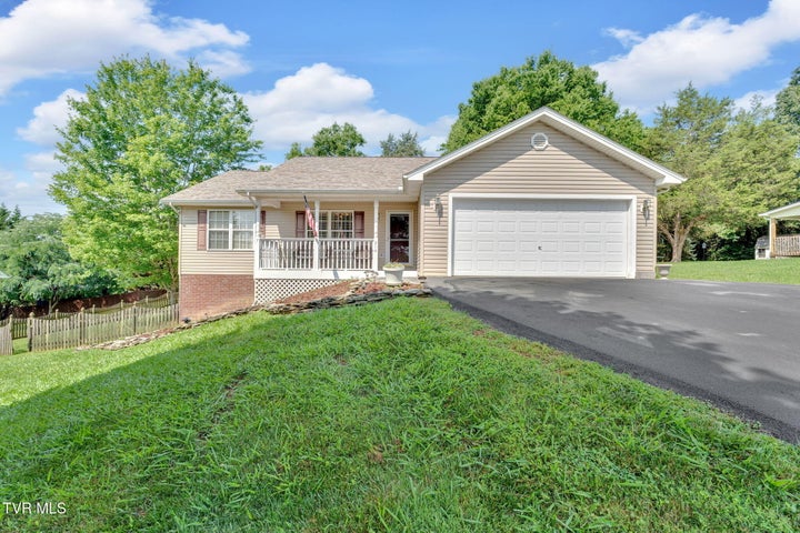 1st photo of 210 Taylor Drive