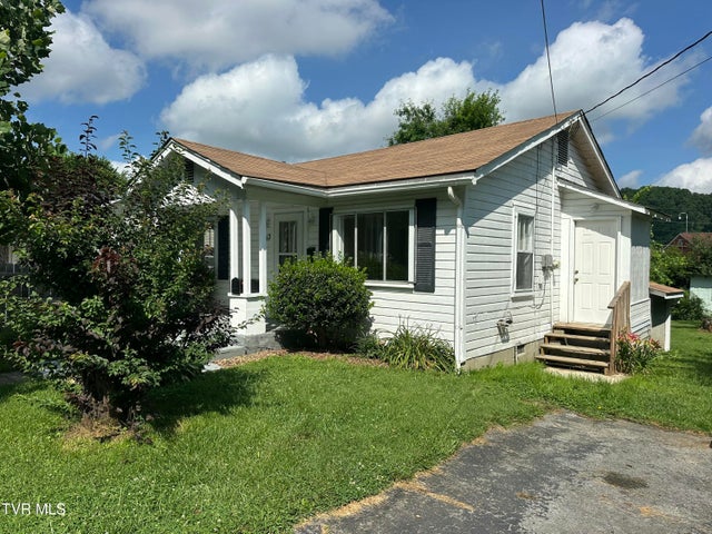 1st photo of 613 Spruce Street