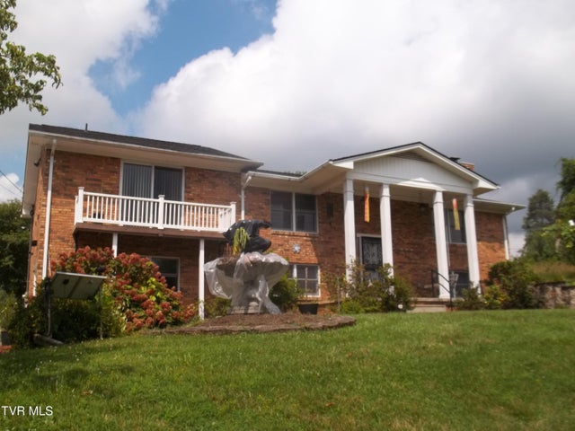 1st photo of 313 Milburn Avenue