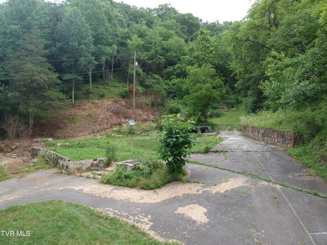 1st photo of 29188 Chestnut Road