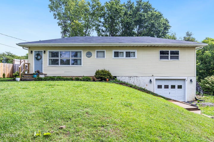 1st photo of 20301 Wood Howell Road