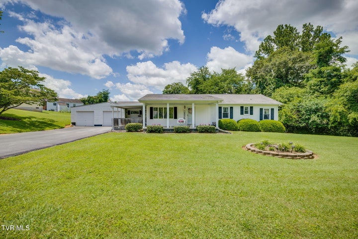 1st photo of 2603 Mimosa Lane