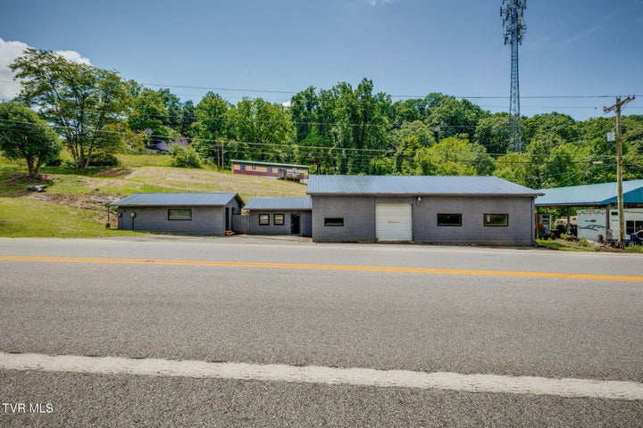 1st photo of 899 -901 Watauga Road