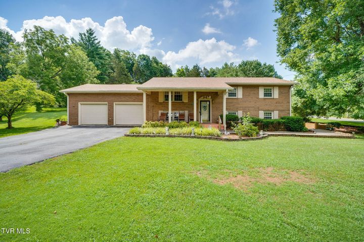 1st photo of 104 Chappell Road