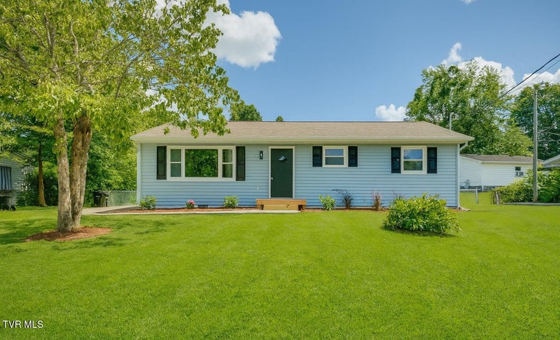 1st photo of 203 Hickory Road